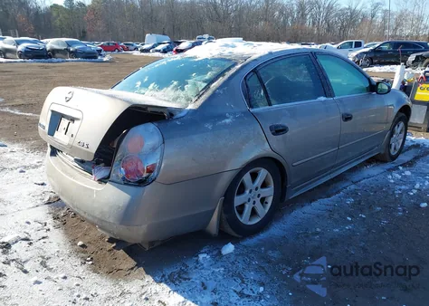 2003 Nissan Altima 2.5 S z USA, uszkodzony, nr VIN 1N4AL11D53C252578